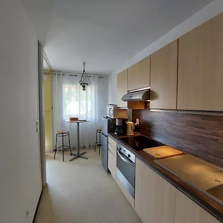 Centre-ville Saint-palais, 400m Plage, Balcon, Parking Privé - Fr-1-550-58 Appartamento Saint-Palais-sur-Mer